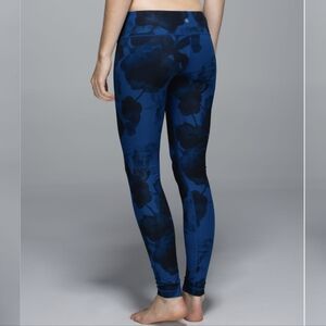 Lululemon Wunder Under Pant *Full-On Luxtreme Jumbo Inky Floral Black Inkwell